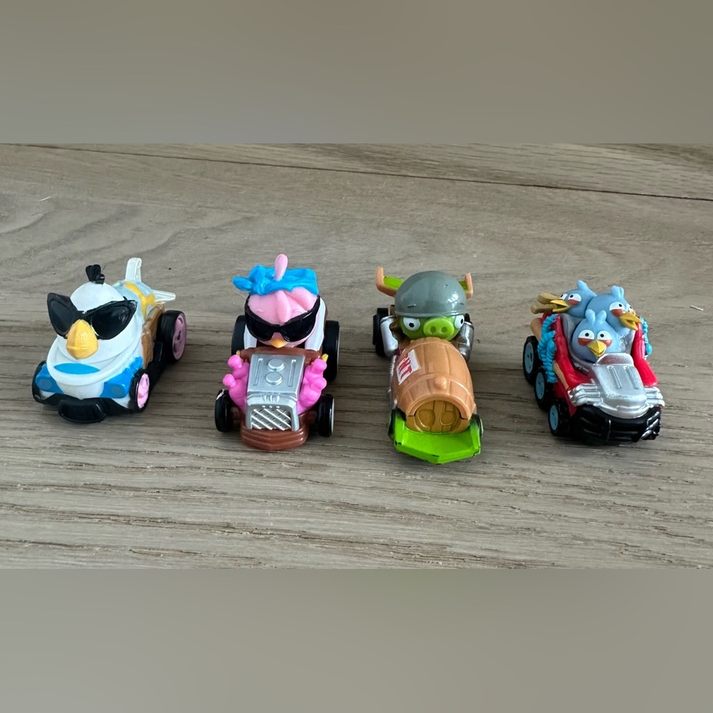 Angry Bird Go TelePod Cart Racers Mix Lot of 4